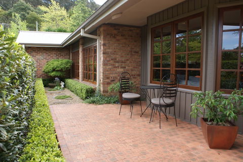 Yallambee - Accommodation Newcastle 2