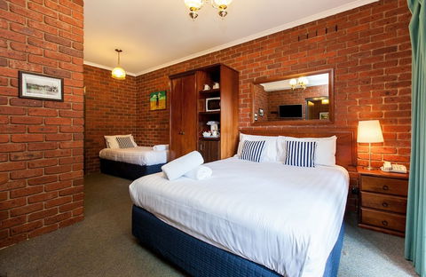 Armour Motor Inn - Accommodation Newcastle 4