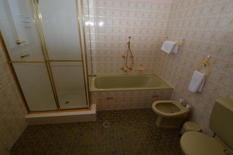 Top Deck - Accommodation Newcastle 4