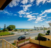 Esplanade Apartments at West Beach - Accommodation Newcastle