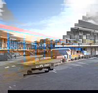 Blue Whale Motor Inn  Apartments - Accommodation Newcastle