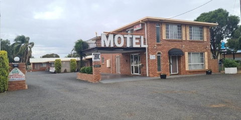 Alfa Motel - Accommodation Newcastle 3