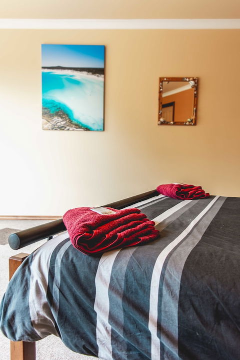 Yot Spot Apartments - Accommodation Newcastle 6