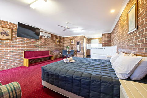Matilda Motor Inn - Accommodation Newcastle 7