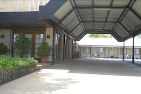 All Seasons Motor Lodge - Accommodation Newcastle 1