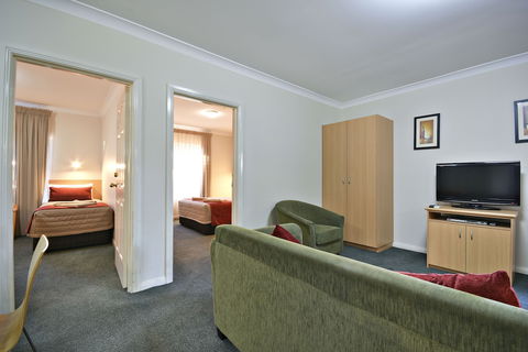 Abel Tasman Motor Inn - Accommodation Newcastle 3