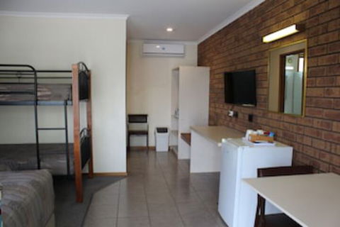 Dunolly Golden Triangle Motel - Accommodation Newcastle 0
