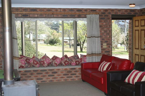 Shady Trees Barrington Holiday House - Accommodation Newcastle 4