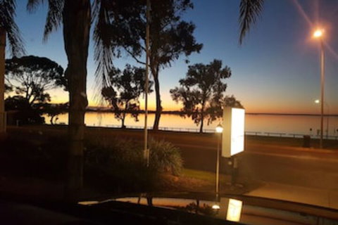Barmera Lake Resort Motel - Accommodation Newcastle 0