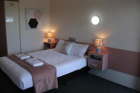 Caloundra Suncourt Motel - Accommodation Newcastle 0