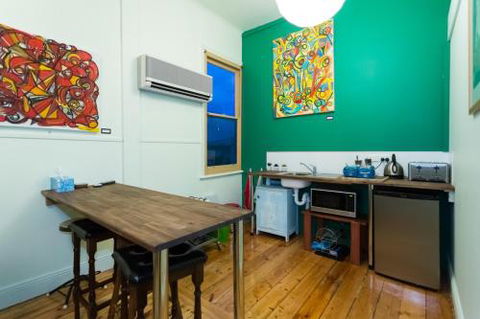 2 Dukes Daylesford - Accommodation Newcastle 3