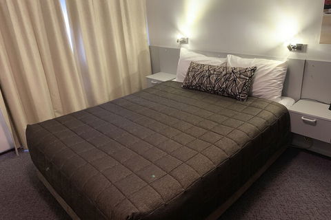 Orana Windmill Motel - Accommodation Newcastle 6