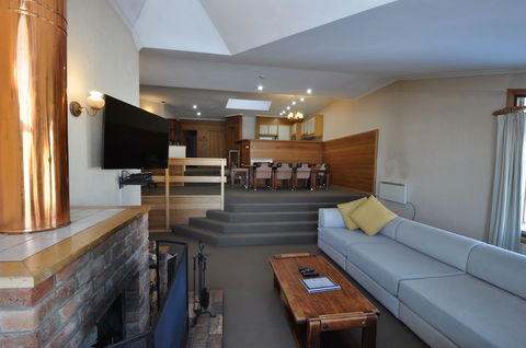 Salzburg Apartments - Accommodation Newcastle 3
