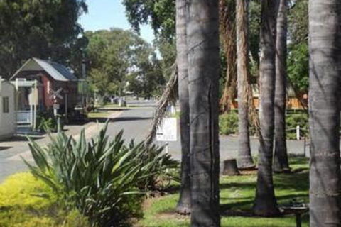 West Wyalong Caravan Park - Accommodation Newcastle 6