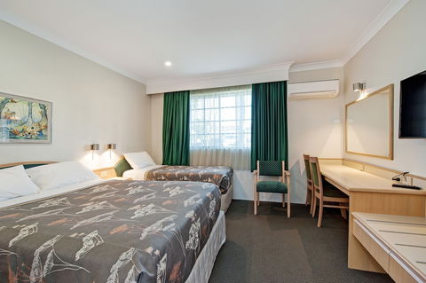 Colonial Terrace Motor Inn - Accommodation Newcastle 6