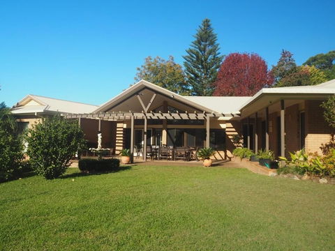 Yarrahapinni Homestead - Accommodation Newcastle 2