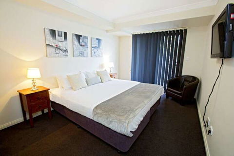 Astina Serviced Apartments - Central - Accommodation Newcastle 2