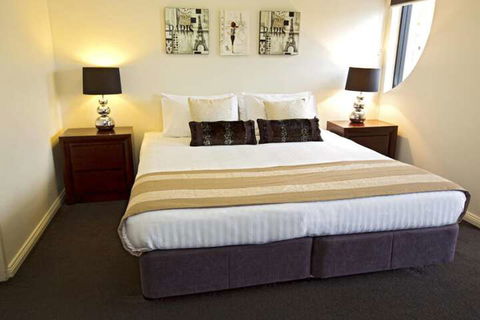 Astina Serviced Apartments - Central - Accommodation Newcastle 1