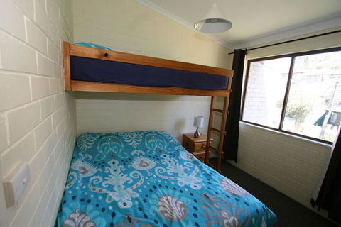 Alpha Centauri Townhouses - Accommodation Newcastle 1