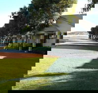 Pelican Shore Villas - Accommodation Newcastle