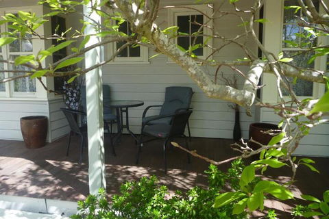 Norwood Mountain Lodge - Accommodation Newcastle 2