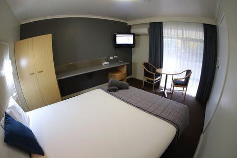 Sleepy Hill Motor Inn - Accommodation Newcastle 1