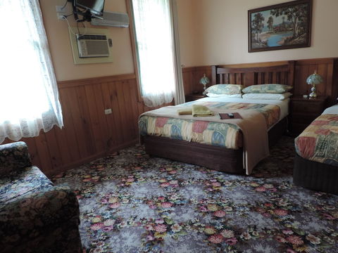 Snug As A Bug Motel - Accommodation Newcastle 5