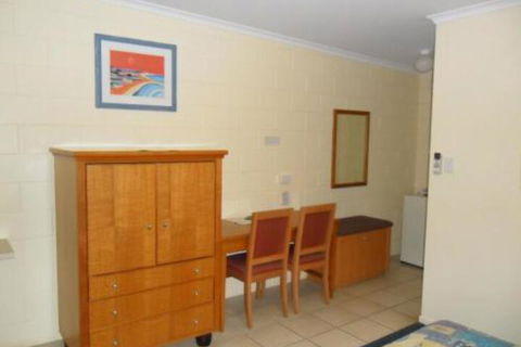 Nanango Antler Motel - Accommodation Newcastle 0
