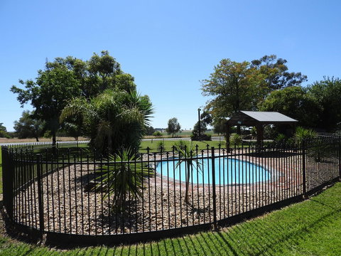 Australian Homestead - Accommodation Newcastle 1