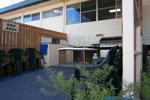 Kellys Motel Oakey - Accommodation Newcastle 1