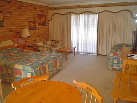 Coachmans Rest Motor Lodge - Accommodation Newcastle 2