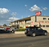 A  A Lodge Motel Emerald - Accommodation Newcastle