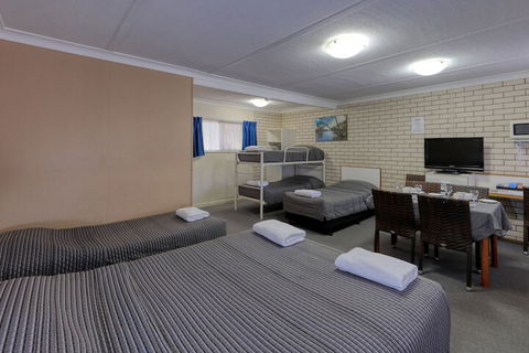 Binalong Motel - Accommodation Newcastle 7