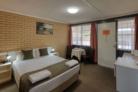 Binalong Motel - Accommodation Newcastle 6