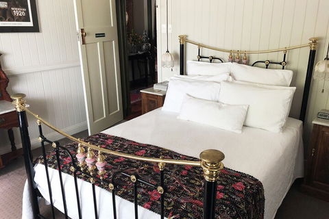 Number 12 Bed & Breakfast - Accommodation Newcastle 1