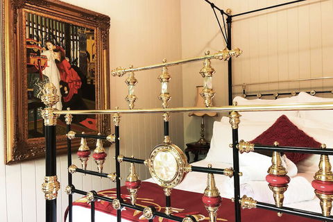 Number 12 Bed & Breakfast - Accommodation Newcastle 5