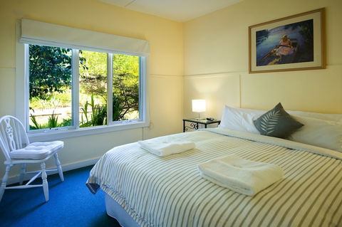Apple Tree Cottage - Accommodation Newcastle 3