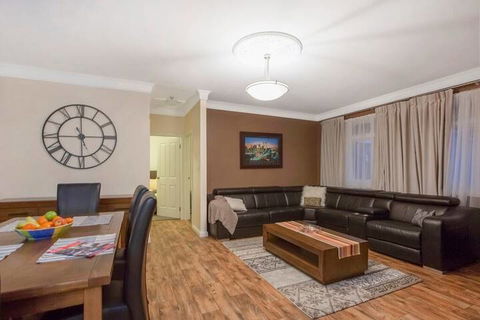 Hahndorf House B&B - Accommodation Newcastle 7