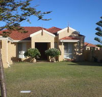 Port Bouvard Beach Holiday Home Mandurah - Accommodation Newcastle