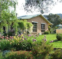 Halls on Falls Homestead - Accommodation Newcastle