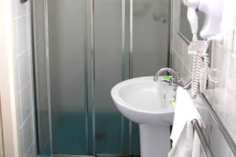 Gabriel Motor Inn - Accommodation Newcastle 4