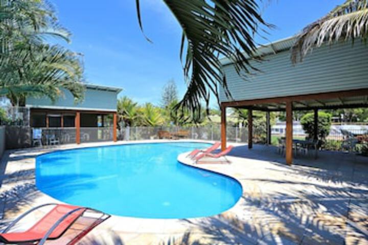 Apple Tree Creek QLD Accommodation Newcastle