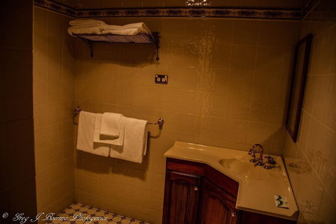 The Hidden Gem - Accommodation Newcastle 3