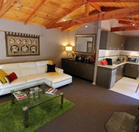 Mirkwood Forest Self contained Spa Cottages - Accommodation Newcastle