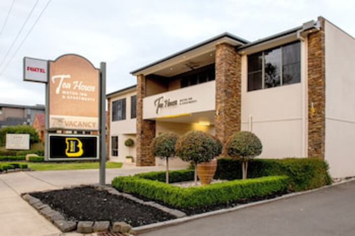 Ironbark VIC Accommodation Newcastle