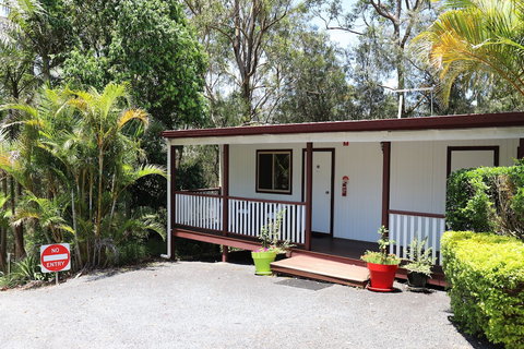 Hilltop On Tamborine - Accommodation Newcastle 4
