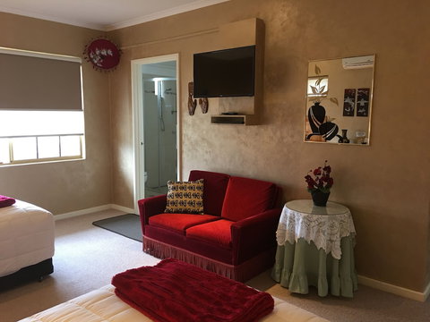 Armadale Cottage Bed & Breakfast - Accommodation Newcastle 3