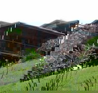 A Sacred Mountain Retreat - Accommodation Newcastle