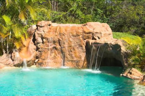 Kingfishers Manor - Accommodation Newcastle 4