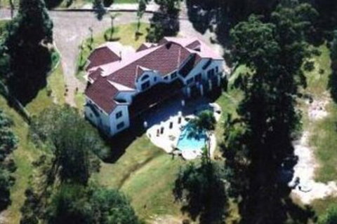 Kingfishers Manor - Accommodation Newcastle 1